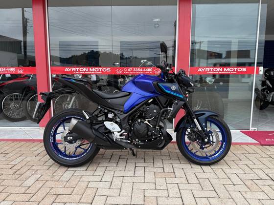 YAMAHA MT-03 ABS YAMAHA MT-03 ABS
